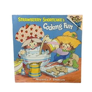 VNTG (1980) Strawberry shortcake Cooking fun book